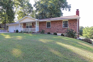 Home for sale in Jackson MO 3 bedrooms, 2 full baths and 1 half baths